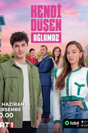 Vấp Ngã Đừng Khóc Her Fall Doesn't Cry | Kendi Düşen Ağlamaz